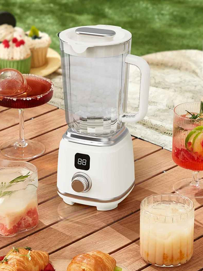 blender smoothie sur table